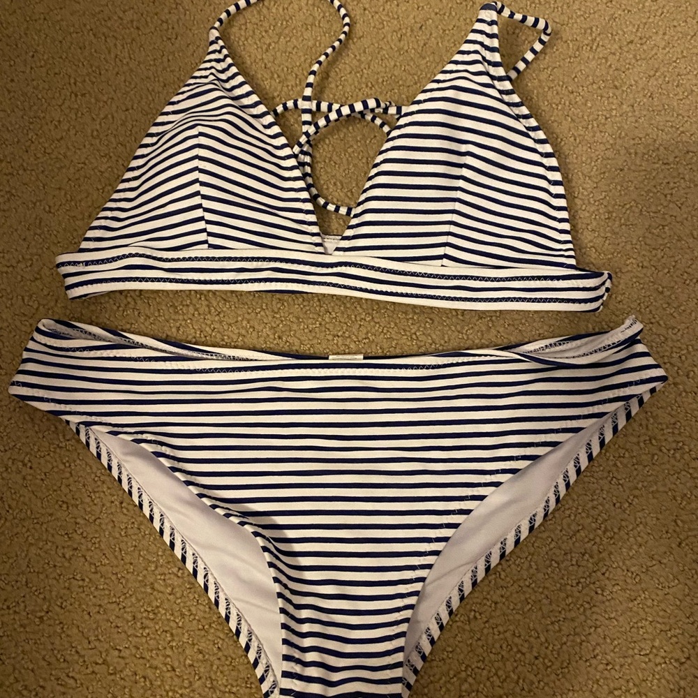 Cupshe Bikini Set